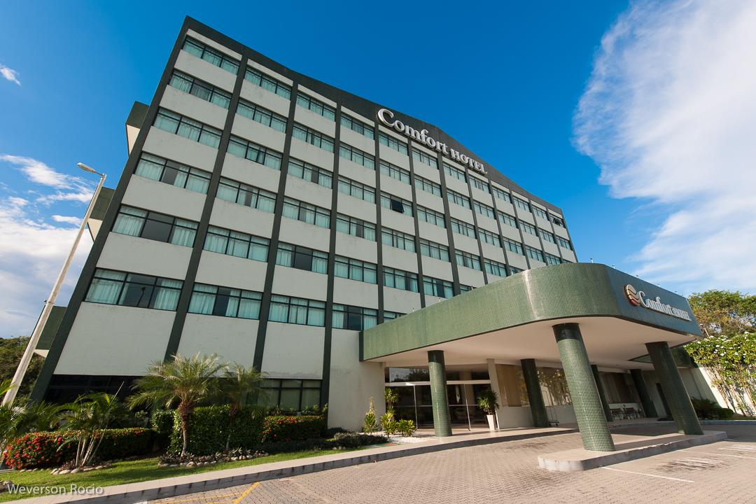 Comfort Hotel Manaus Bagian luar foto