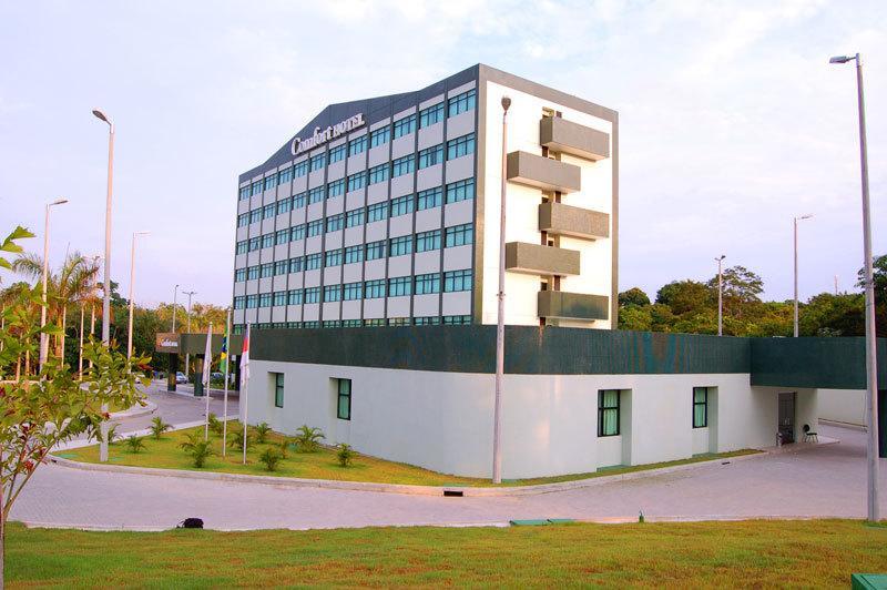 Comfort Hotel Manaus Bagian luar foto